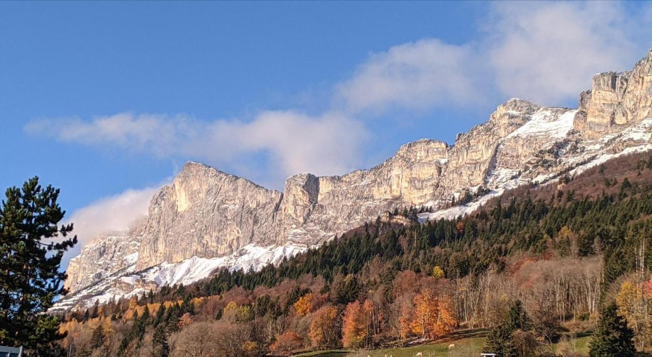 Appartement De Plain-Pied En Montagne Avec Vue Merveilleuse Sur Le Massif De Belledonne Saint Bernard du Touvet Eksteriør billede