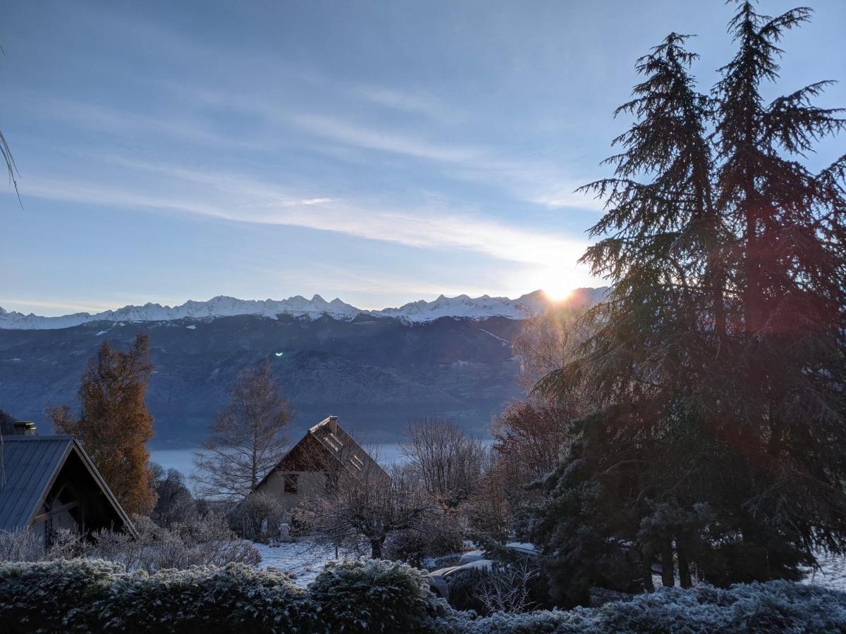 Appartement De Plain-Pied En Montagne Avec Vue Merveilleuse Sur Le Massif De Belledonne Saint Bernard du Touvet Eksteriør billede